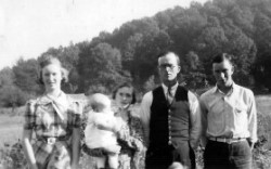Ruth, Louise, Milton, Warren and baby Paul Parker - late 1938